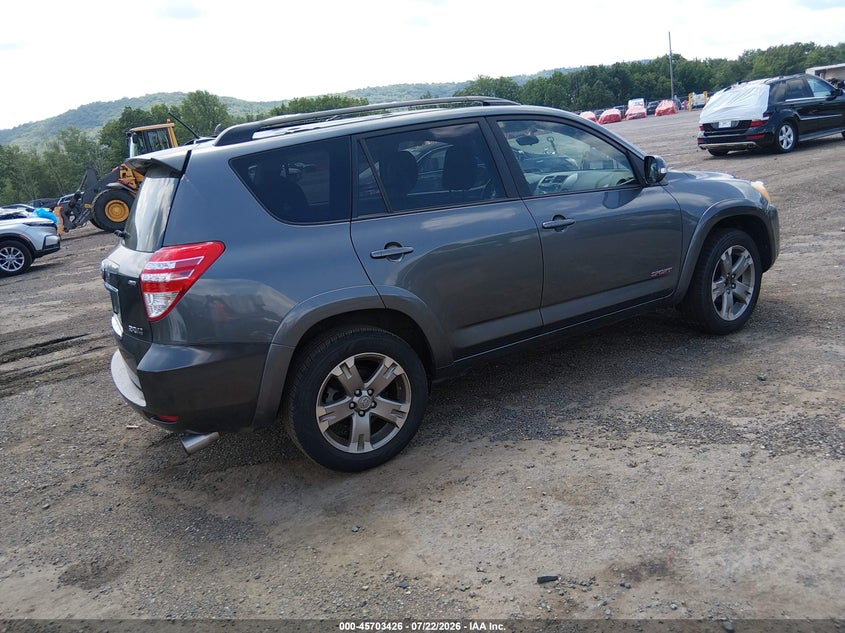 2011 Toyota Rav4 VIN JTMRF4DVXB5041910 IAAI salvage auction — NORMAL WEAR, Clear (Pennsylvania), sold $125 on 2026-07-30 (photo 4)