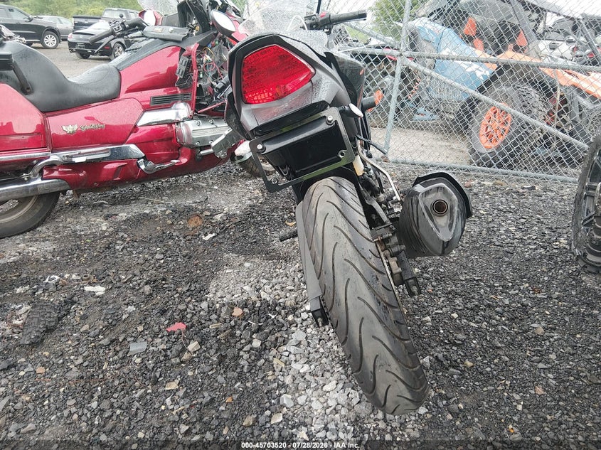 2011 Honda Cbr250 VIN MLHMC4113B5002755 IAAI salvage auction — NORMAL WEAR, Clear (New York), sold $25 on 2026-07-30 (photo 6)