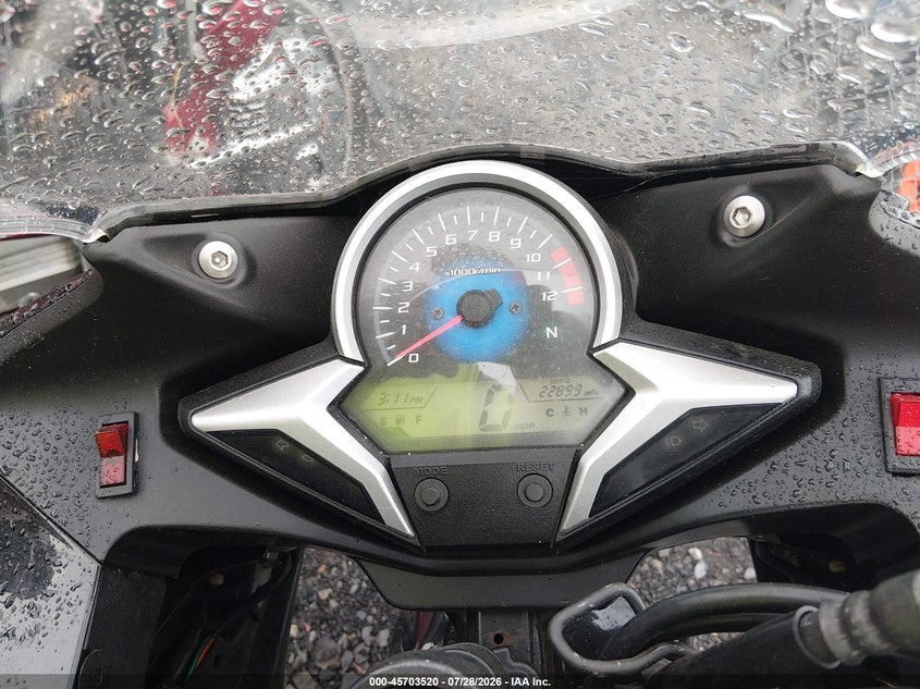 2011 Honda Cbr250 VIN MLHMC4113B5002755 IAAI salvage auction — NORMAL WEAR, Clear (New York), sold $25 on 2026-07-30 (photo 7)