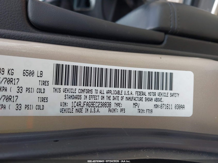 2014 Jeep Grand cherokee VIN 1C4RJFAG9EC230838 IAAI salvage auction — NORMAL WEAR, Clear (Pennsylvania), sold $2,875 on 2026-08-15 (photo 9)