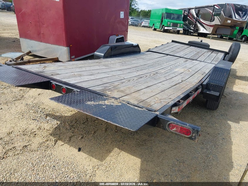 2024 Nolan Equipment open bed trailer VIN 7U4BE2228RD002864 IAAI salvage auction — SIDE, Salvage (North Carolina), sold $275 on 2026-07-29 (photo 4)