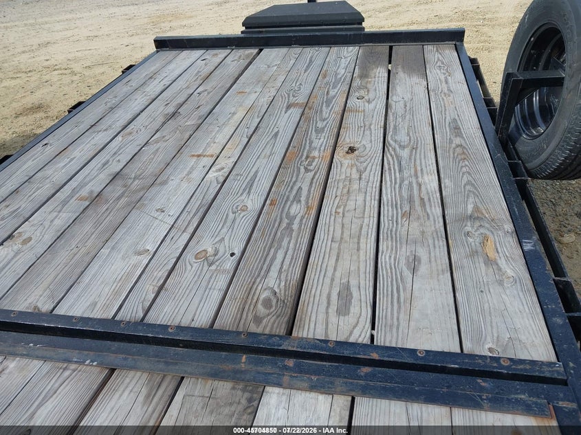 2024 Nolan Equipment open bed trailer VIN 7U4BE2228RD002864 IAAI salvage auction — SIDE, Salvage (North Carolina), sold $275 on 2026-07-29 (photo 5)