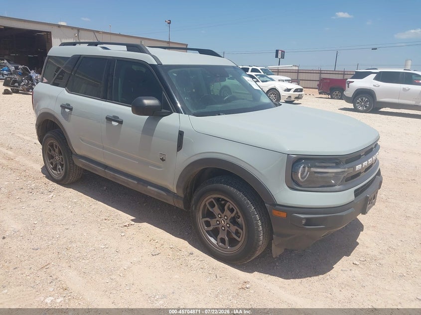 2021 Ford Bronco sport VIN 3FMCR9B63MRA15747 — IAAI salvage auction photo
