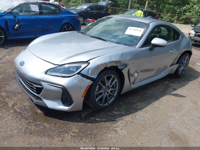 2025 Subaru Brz VIN JF1ZDBB14S9700556 IAAI salvage auction — SIDE, Wait Title, sold $12,900 on 2026-08-19 (photo 2)