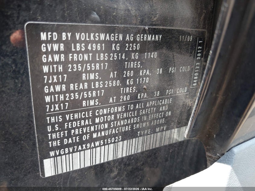 2010 Volkswagen Tiguan VIN WVGBV7AX9AW515023 IAAI salvage auction — NORMAL WEAR, Clear (Virginia), sold $450 on 2026-08-05 (photo 9)