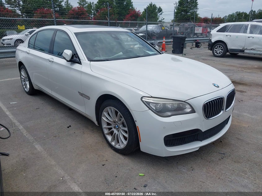 2014 BMW 7er VIN WBAYE8C5XED136417 IAAI salvage auction — NORMAL WEAR, Clear-Dealer Only (North Carolina), sold $2,200 on 2026-08-03 (photo 1)