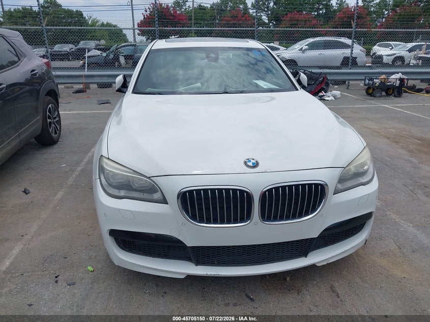 2014 BMW 7er VIN WBAYE8C5XED136417 IAAI salvage auction — NORMAL WEAR, Clear-Dealer Only (North Carolina), sold $2,200 on 2026-08-03 (photo 6)