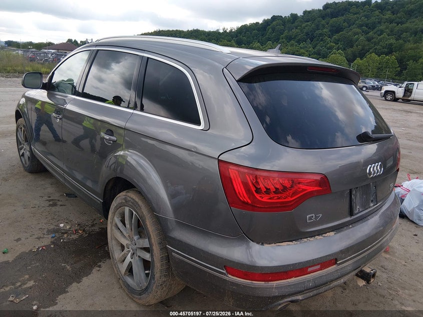 2012 Audi Q7 VIN WA1LMAFE9CD001732 IAAI salvage auction — Flood, Non-Repairable, sold $500 on 2026-10-15 (photo 3)