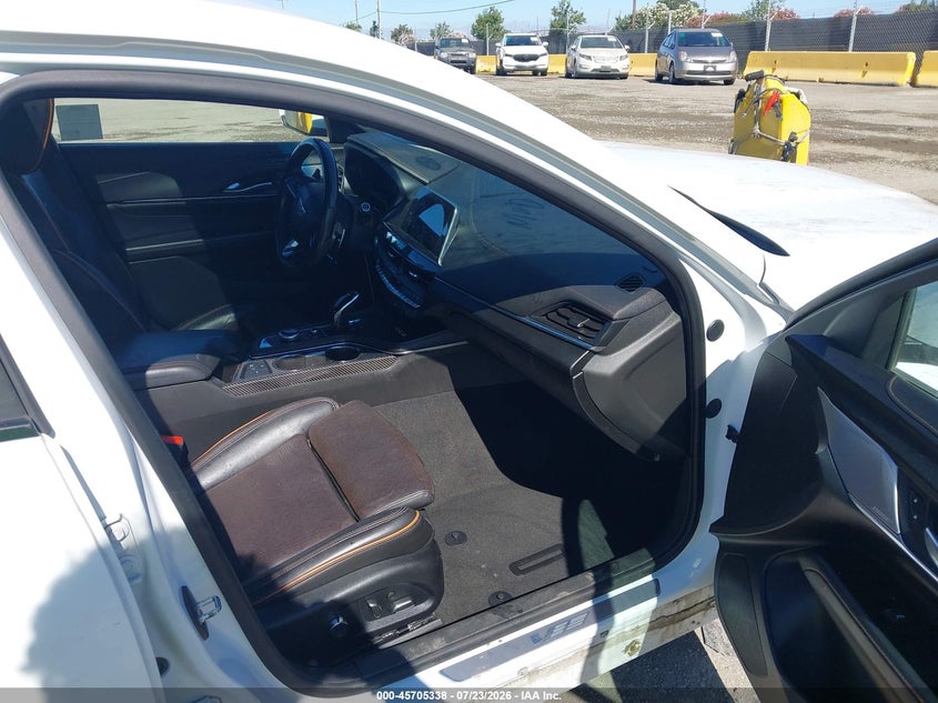 2021 Cadillac Ct4 VIN 1G6DH5RL7M0135196 IAAI salvage auction — FRONT & REAR, Wait Title, sold $3,900 on 2026-08-24 (photo 5)