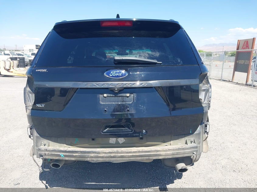 2017 Ford Explorer VIN 1FM5K7D8XHGB32108 IAAI salvage auction — REAR END, Salvage (California), sold $2,950 on 2026-07-29 (photo 6)