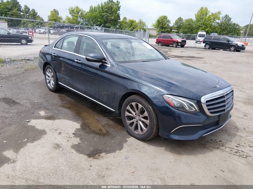 2017 Mercedes-benz E-klasse VIN WDDZF4KBXHA123439 — IAAI salvage auction photo