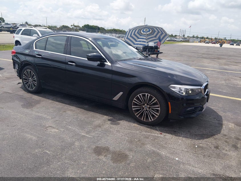 2018 BMW 5er VIN WBAJA7C56JG909092 — IAAI salvage auction photo