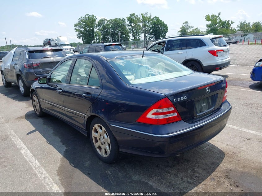 2006 Mercedes-benz C class VIN WDBRF87H96F760691 IAAI salvage auction — RIGHT REAR, Clear (New Jersey), sold $900 on 2026-08-10 (photo 3)