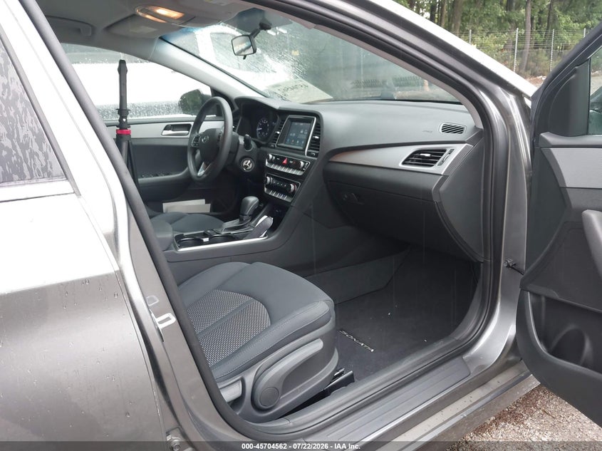 2019 Hyundai Sonata VIN 5NPE24AA7KH802761 IAAI salvage auction — NORMAL WEAR, Sf97 (Virginia), sold $13,100 on 2026-08-19 (photo 5)