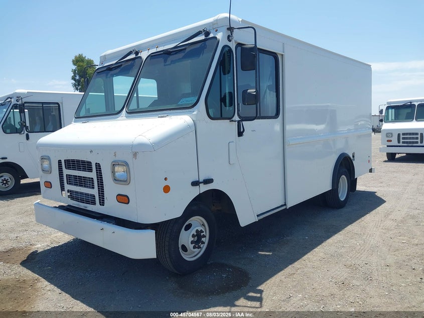 2018 Ford E-350 VIN 1FC3E3K69JDC36755 IAAI salvage auction — NORMAL WEAR, SF97 (California), sold $10,500 on 2026-08-25 (photo 2)