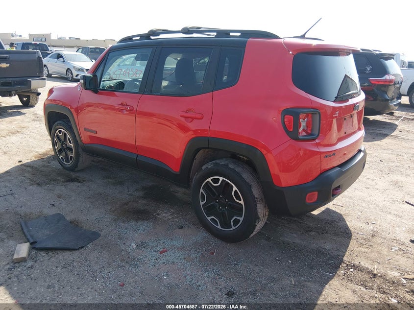 2017 Jeep Renegade VIN ZACCJBCBXHPG28138 IAAI salvage auction — NORMAL WEAR, Clear (Kansas), sold $1,400 on 2026-08-07 (photo 3)