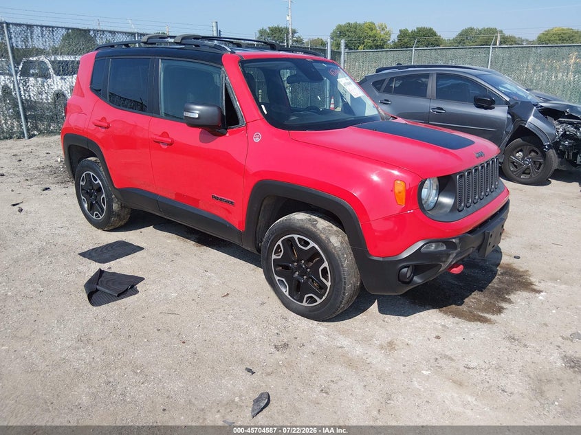 2017 Jeep Renegade VIN ZACCJBCBXHPG28138 IAAI salvage auction — NORMAL WEAR, Clear (Kansas), sold $1,400 on 2026-08-07 (photo 1)
