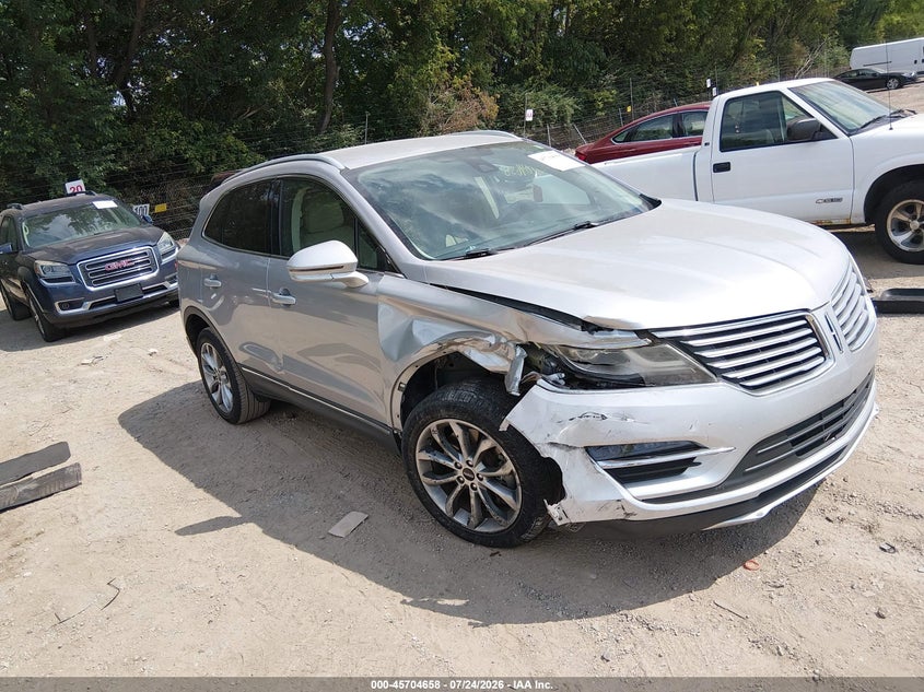 2017 Lincoln Mkc VIN 5LMCJ2C94HUL00587 IAAI salvage auction — RIGHT FRONT, Wait Title, sold $2,000 on 2026-09-16 (photo 1)