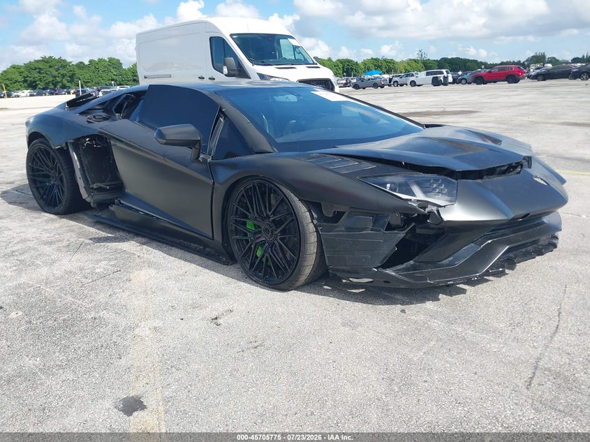 2018 Lamborghini VIN ZHWUG4ZD5JLA06879 IAAI salvage auction — ALL OVER, Clear (South Carolina), sold $35,750 on 2026-07-30 (photo 1)