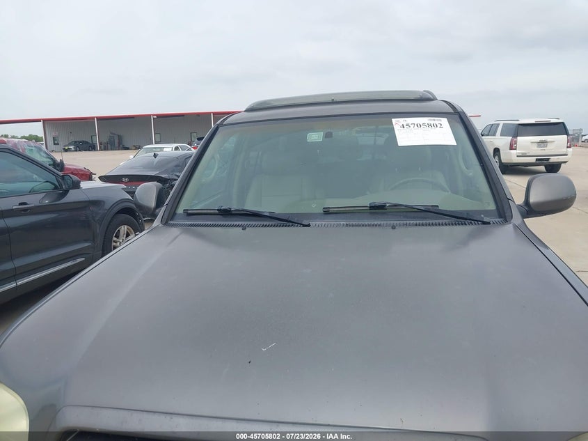 2003 Toyota Sequoia VIN 5TDZT38A13S201596 IAAI salvage auction — NORMAL WEAR, Original (Texas), sold $25 on 2026-07-31 (photo 6)