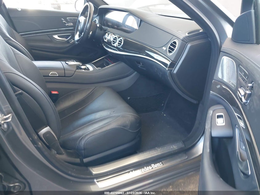 2019 Mercedes-benz S-klasse VIN WDDUG6GB1KA422918 IAAI salvage auction — REAR END, Salvage Title, sold $15,100 on 2026-08-12 (photo 5)