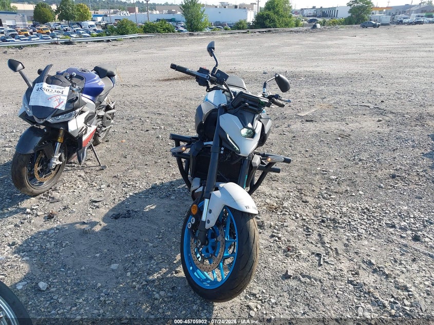 2025 Yamaha VIN JYARM48EXSA001927 IAAI salvage auction — FRONT END, Wait Title, sold $3,250 on 2026-09-02 (photo 5)