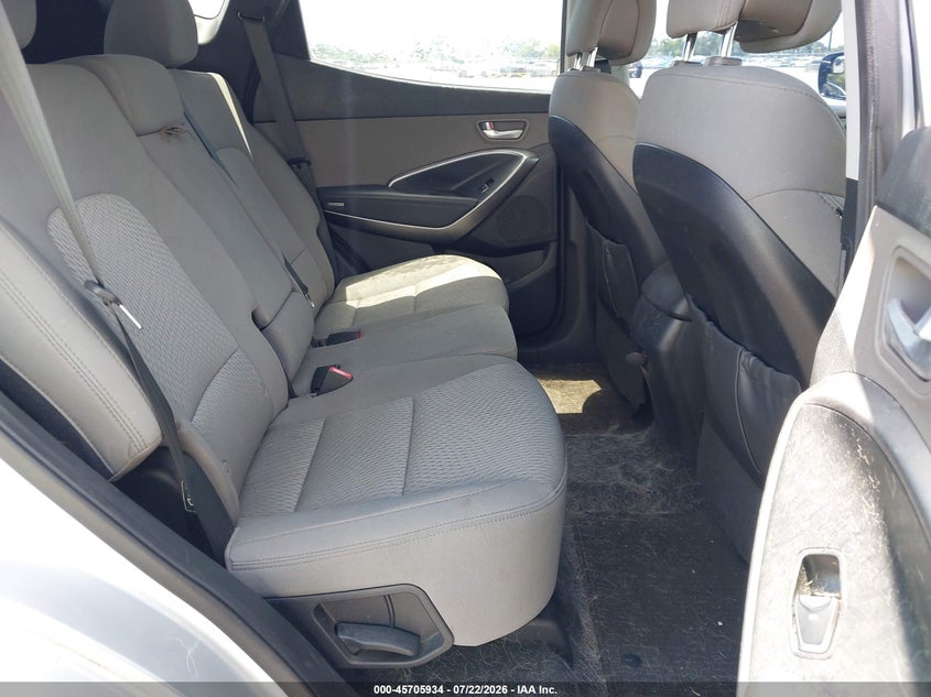 2017 Hyundai Santa fe VIN 5XYZT3LB8HG385035 IAAI salvage auction — NORMAL WEAR, Clear (Florida), sold $3,050 on 2026-07-29 (photo 8)