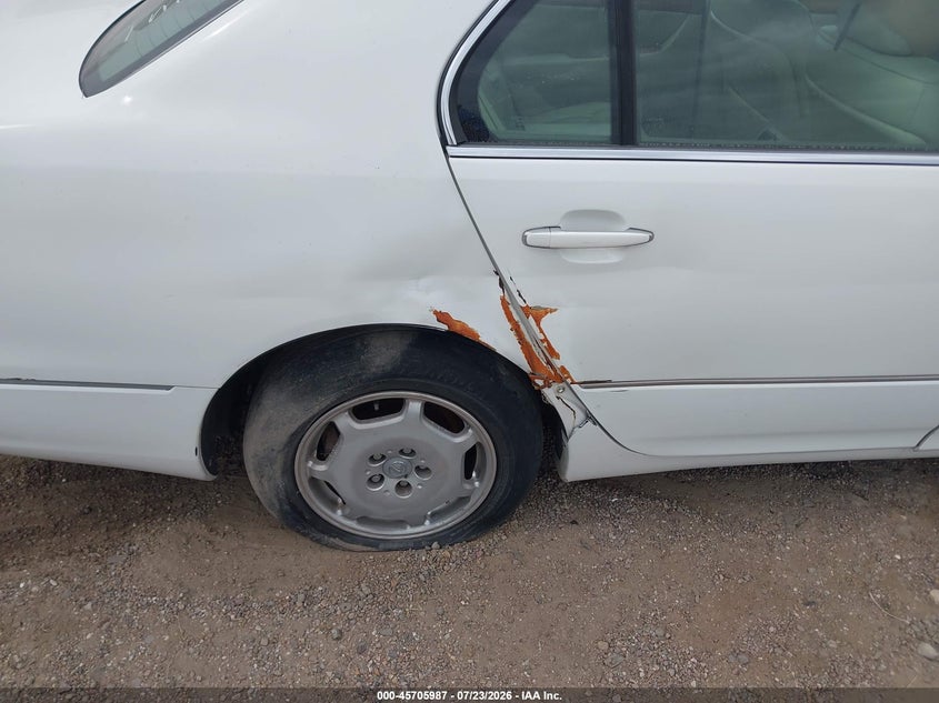 2002 Lexus Ls 430 VIN JTHBN30F220061917 IAAI salvage auction — UNKNOWN, Original (Texas), sold $25 on 2026-07-29 (photo 6)