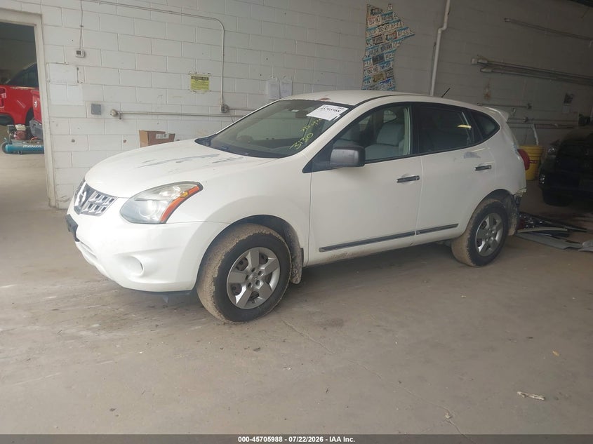 2015 Nissan Rogue VIN JN8AS5MV5FW751638 IAAI salvage auction — REAR END, Salvage (Kentucky), sold $25 on 2026-07-29 (photo 2)