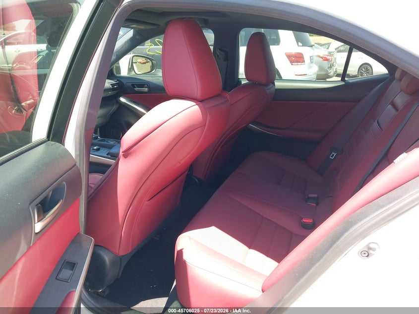 2019 Lexus Is VIN JTHBA1D24K5100498 IAAI salvage auction — REAR END, Wait Title, sold $8,500 on 2026-09-11 (photo 8)