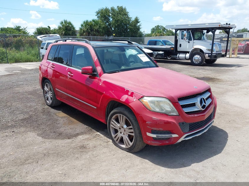 2013 Mercedes-benz Glk-klasse VIN WDCGG5HBXDF943099 IAAI salvage auction — NORMAL WEAR, Clear (Florida), sold $1,300 on 2026-07-29 (photo 1)