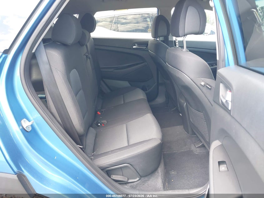 2017 Hyundai Tucson VIN KM8J3CA47HU497451 IAAI salvage auction — NORMAL WEAR, Clear (New York), sold $175 on 2026-07-29 (photo 8)