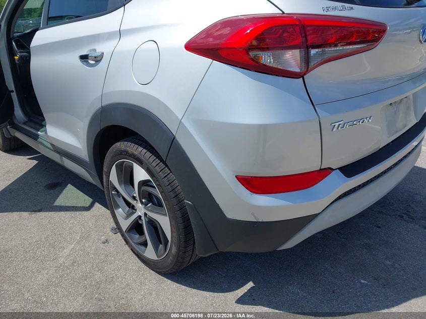 2017 Hyundai Tucson VIN KM8J3CA28HU276634 IAAI salvage auction — REAR END, Wait Title, sold $1,950 on 2026-07-31 (photo 6)