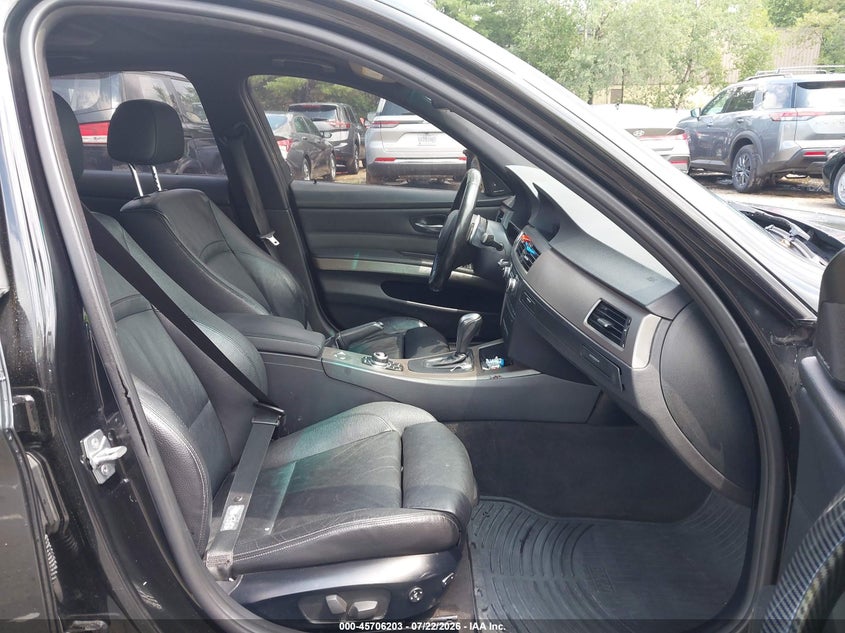 2011 BMW 3 series VIN WBAPL5C58BA921726 IAAI salvage auction — UNKNOWN, Clear (Massachusetts), sold $50 on 2026-07-29 (photo 5)