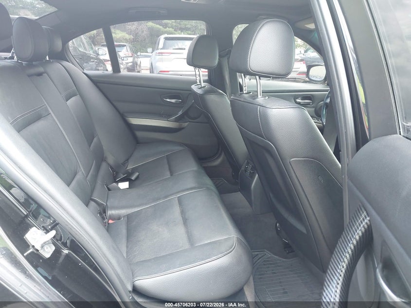 2011 BMW 3 series VIN WBAPL5C58BA921726 IAAI salvage auction — UNKNOWN, Clear (Massachusetts), sold $50 on 2026-07-29 (photo 8)