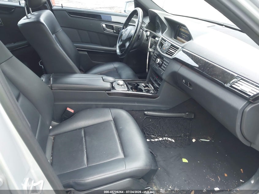 2010 Mercedes-benz E-class VIN WDDHF5GB5AA209581 IAAI salvage auction — LEFT FRONT, Salvage (Georgia), sold $1,250 on 2026-08-19 (photo 5)
