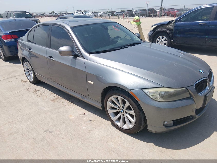 2011 BMW 3 series VIN WBAPH7C5XBA801746 IAAI salvage auction — NORMAL WEAR, Original (Texas), sold $300 on 2026-07-31 (photo 1)