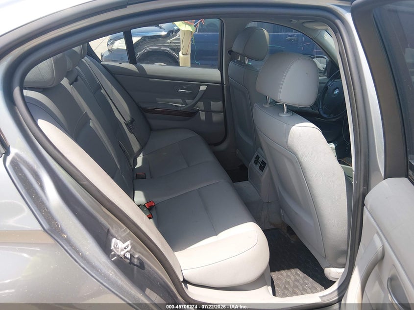 2011 BMW 3 series VIN WBAPH7C5XBA801746 IAAI salvage auction — NORMAL WEAR, Original (Texas), sold $300 on 2026-07-31 (photo 8)