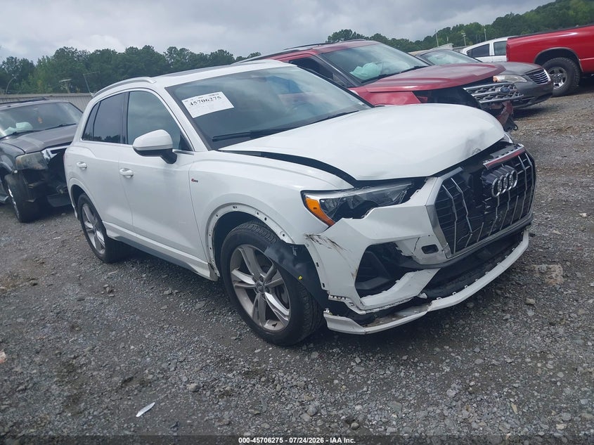 2020 Audi Q3 VIN WA1DECF3XL1094192 — IAAI salvage auction photo