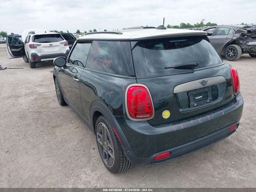 2023 Mini Hard top VIN WMW13DJ06P2T88915 IAAI salvage auction — UNKNOWN, Salvage Title, sold $7,000 on 2026-09-26 (photo 3)