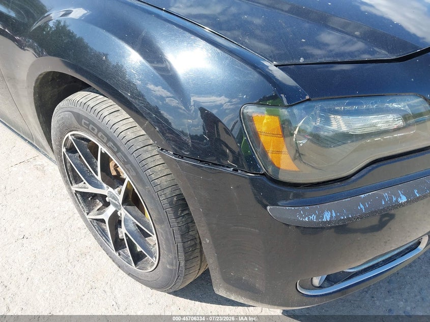 2014 Chrysler 300 VIN 2C3CCARG4EH163395 IAAI salvage auction — NORMAL WEAR, Original (Maine), sold $600 on 2026-07-26 (photo 6)