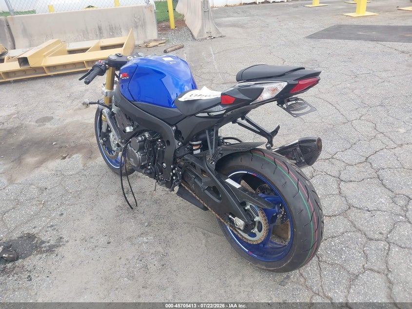 2026 Suzuki Gsx-r VIN JS1GR7MA3T7101412 IAAI salvage auction — FRONT END, Salvage (North Carolina), sold $3,150 on 2026-09-30 (photo 3)