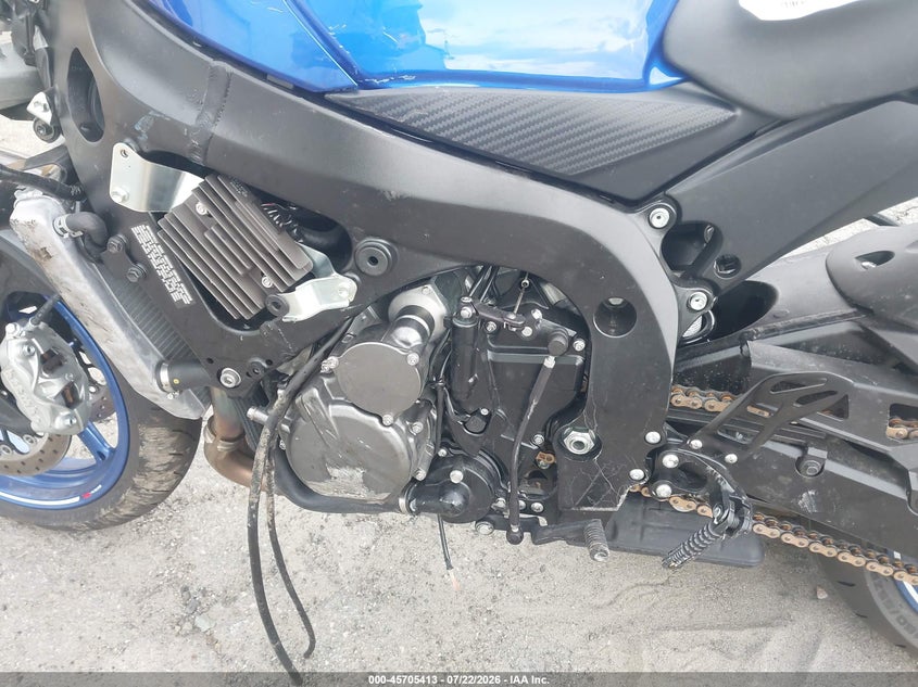 2026 Suzuki Gsx-r VIN JS1GR7MA3T7101412 IAAI salvage auction — FRONT END, Salvage (North Carolina), sold $3,150 on 2026-09-30 (photo 9)
