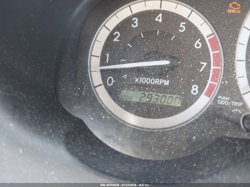 2005 Toyota Sienna VIN 5TDBA22C05S043945 IAAI salvage auction — NORMAL WEAR, Clear (Virginia), sold $475 on 2026-07-28 (photo 7)