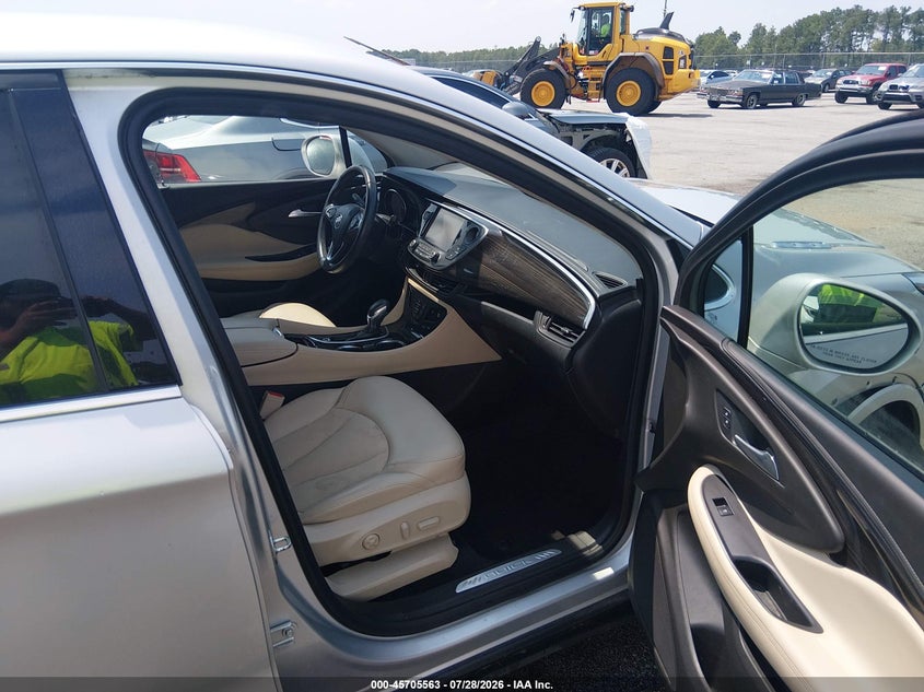 2019 Buick Envision VIN LRBFXBSA8KD143554 IAAI salvage auction — RIGHT SIDE, Salvage Title, sold $25 on 2026-09-10 (photo 5)
