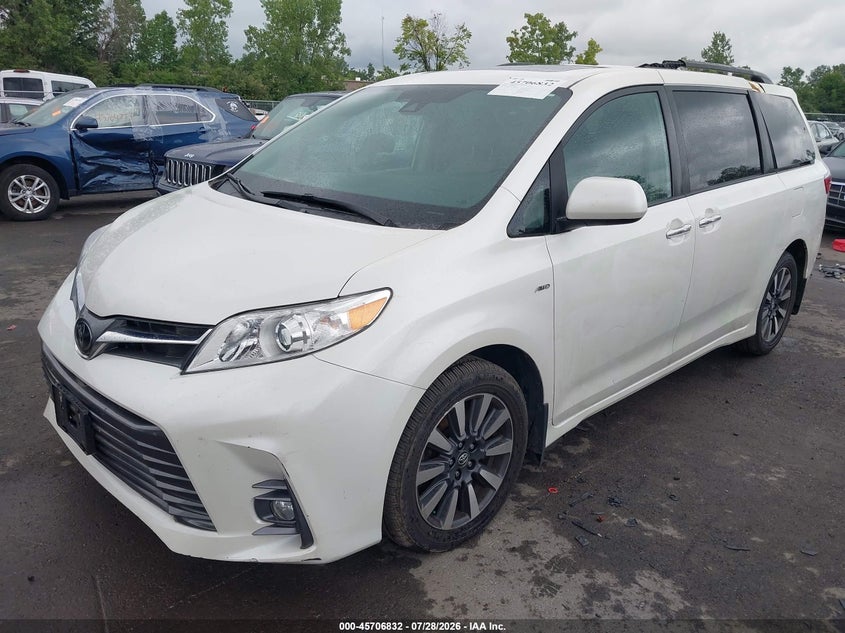 2019 Toyota Sienna VIN 5TDDZ3DC3KS224635 IAAI salvage auction — ROOF, Salvage Title, sold $9,100 on 2026-08-25 (photo 2)