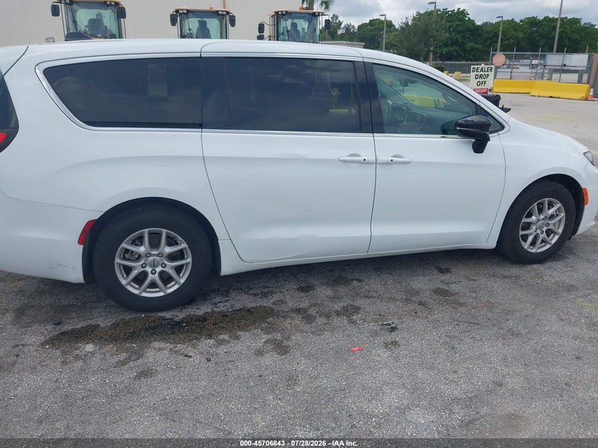 2024 Chrysler Pacifica VIN 2C4RC1BG8RR182225 IAAI salvage auction — SIDE, Enterprise Vehicles Clear Only (Florida), sold $14,000 on 2026-08-20 (photo 6)