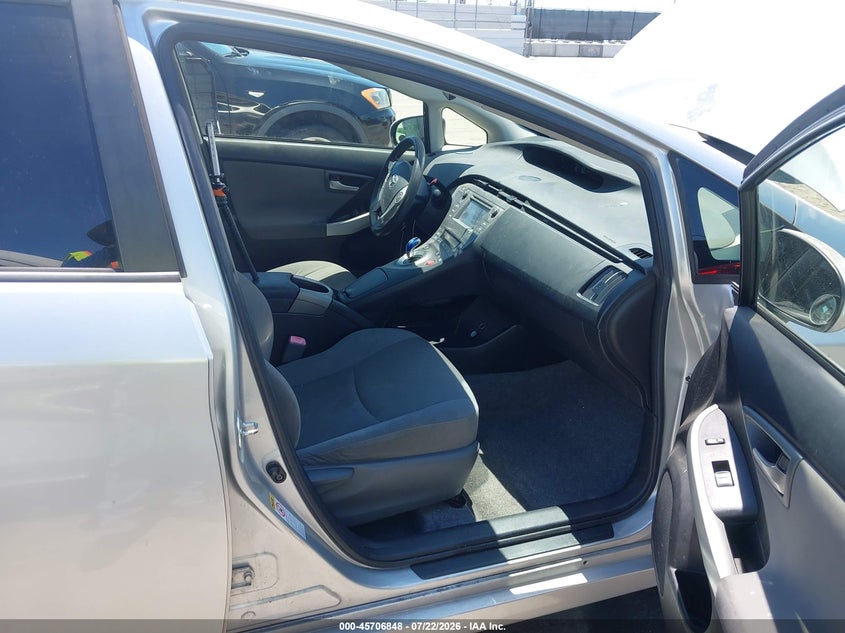 2012 Toyota Prius VIN JTDKN3DU0C5432278 IAAI salvage auction — LEFT SIDE, Clear - Dealer Only (California), sold $2,550 on 2026-08-01 (photo 5)