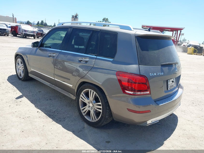 2015 Mercedes-benz VIN WDCGG0EB2FG380652 IAAI salvage auction — NORMAL WEAR, Clear - Dealer Only (California), sold $25 on 2026-07-29 (photo 3)
