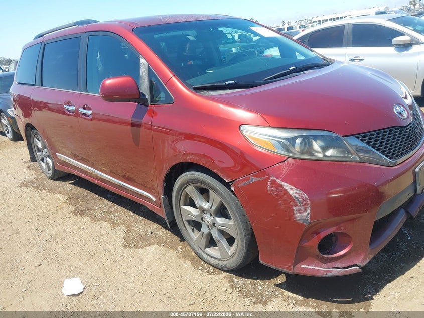 2017 Toyota Sienna VIN 5TDXZ3DC4HS878727 IAAI salvage auction — NORMAL WEAR, Salvage Title, sold $1,050 on 2026-07-29 (photo 1)